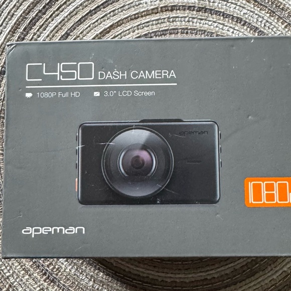 Apeman C450 Dash Camera - Black - Picture 1 of 5